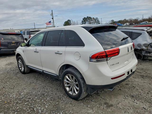 Lincoln MKX Image 12