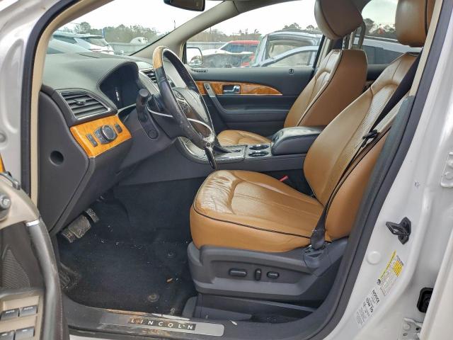 Lincoln MKX Image 10