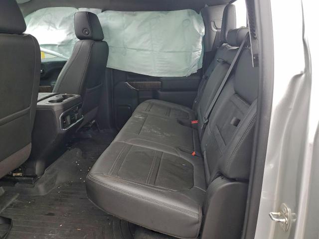 GMC Sierra K2500 Denali Image 5