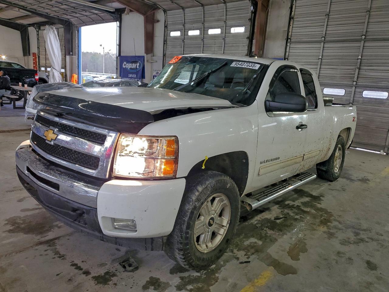 Chevrolet Silverado K1500 Lt Image 1