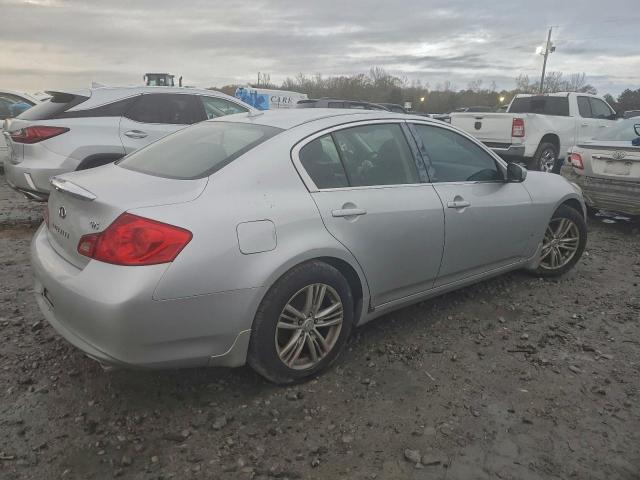 INFINITI G25 Base Image 10