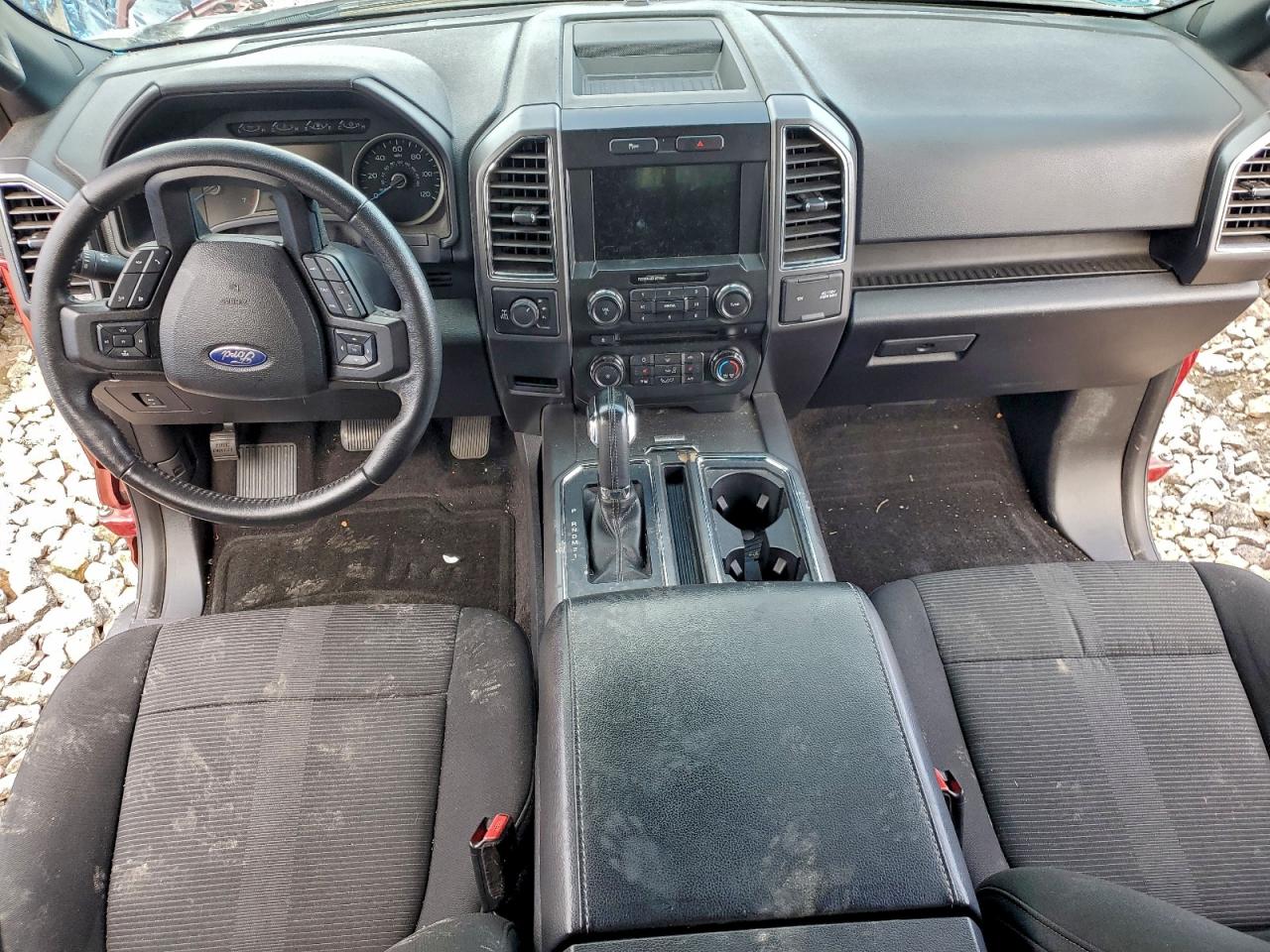 Ford F-150 Super Cab Image 7