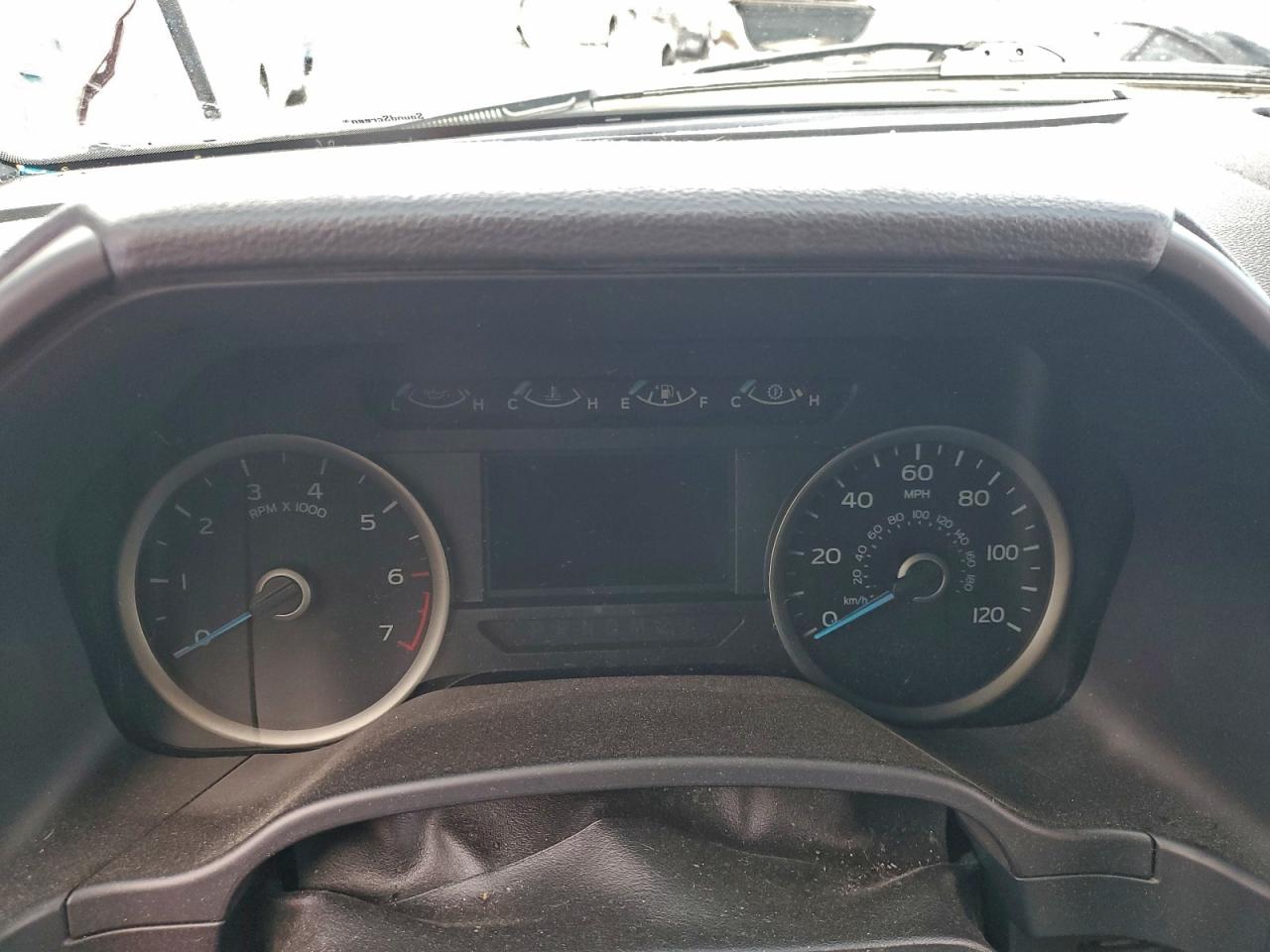 Ford F-150 Super Cab Image 6