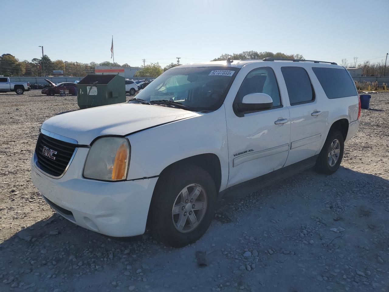 GMC Yukon C1500 Sle Image 1