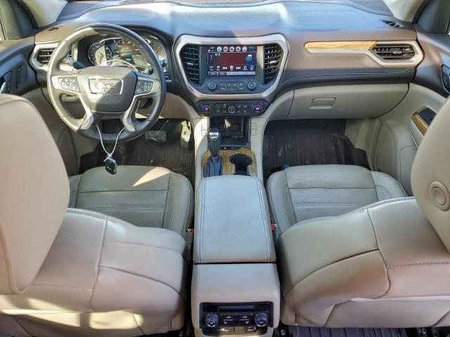GMC Acadia Denali Image 11