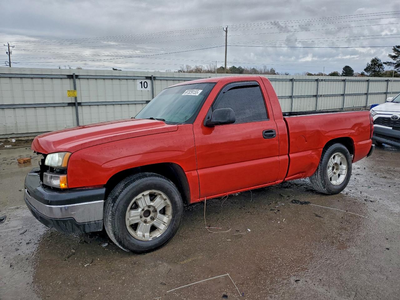 Chevrolet Silverado C1500 Classic Image 1