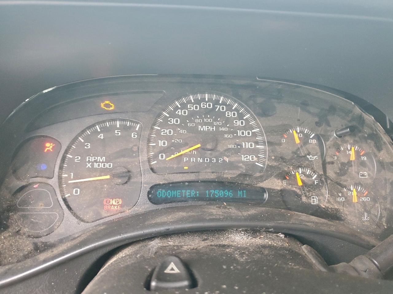 Chevrolet Silverado C1500 Classic Image 8