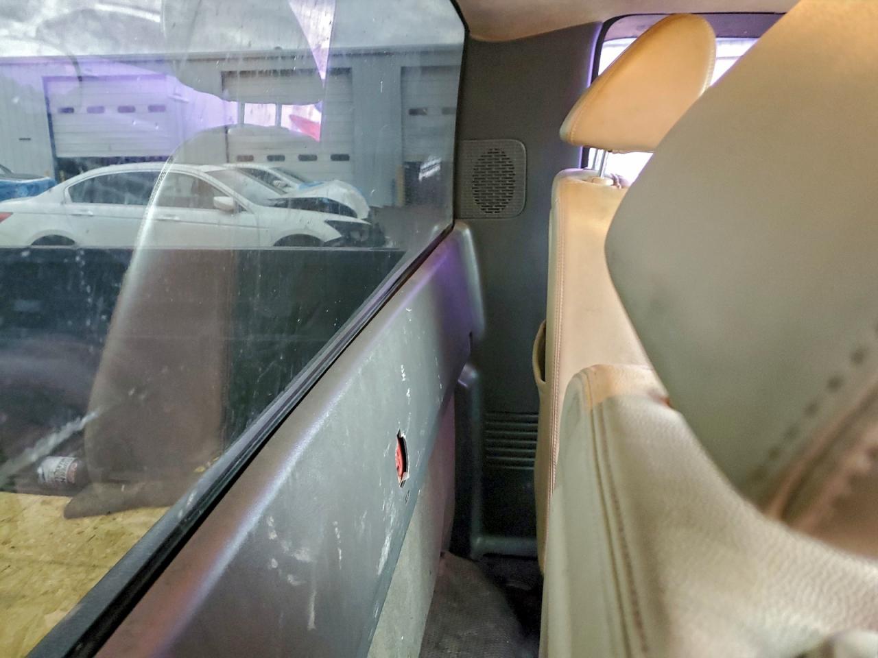 Chevrolet Silverado C1500 Classic Image 11