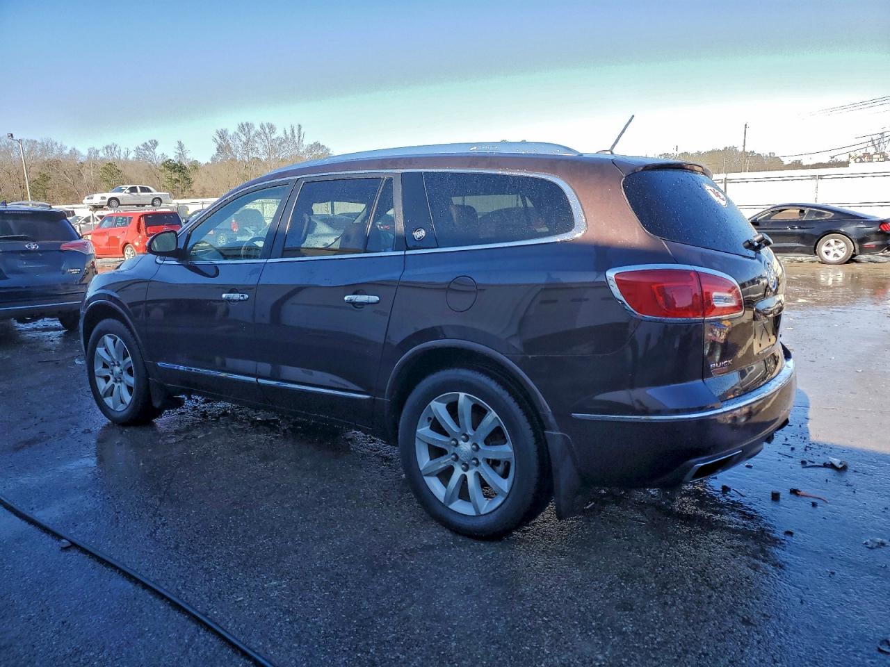 Buick Enclave Image 9