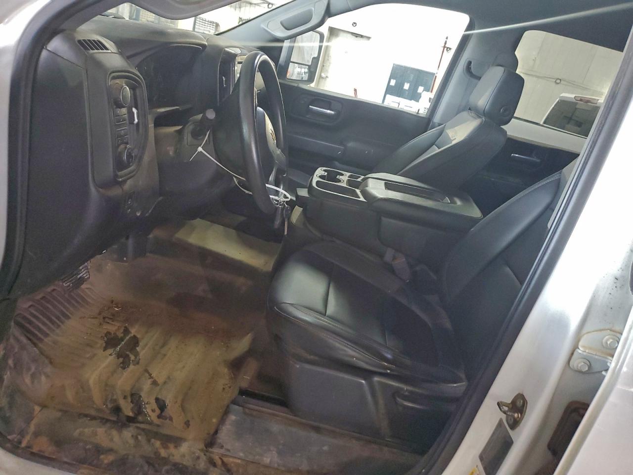 Chevrolet Silverado K2500 Heavy Duty Image 5