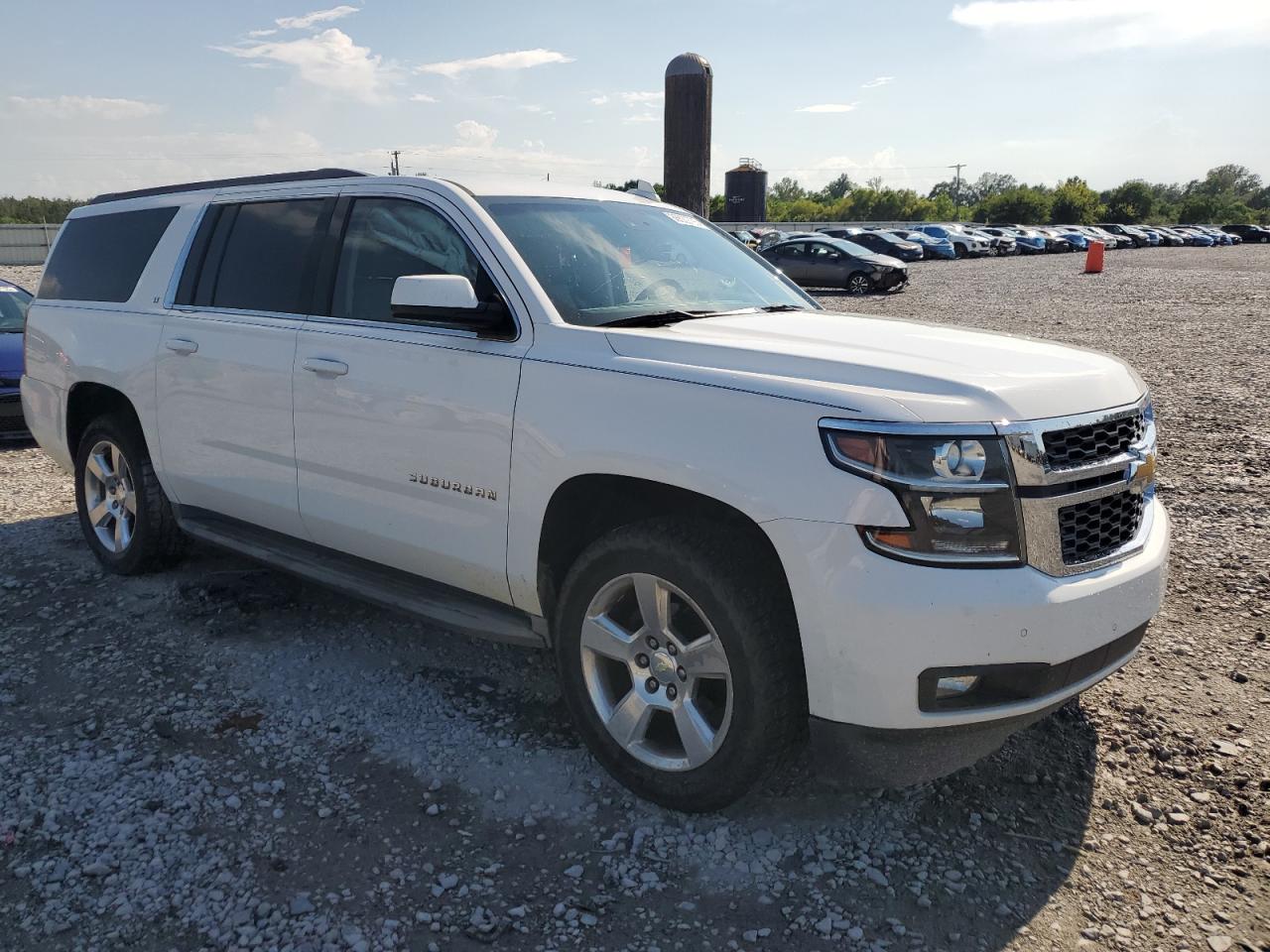 Chevrolet Suburban C1500 Lt Image 10