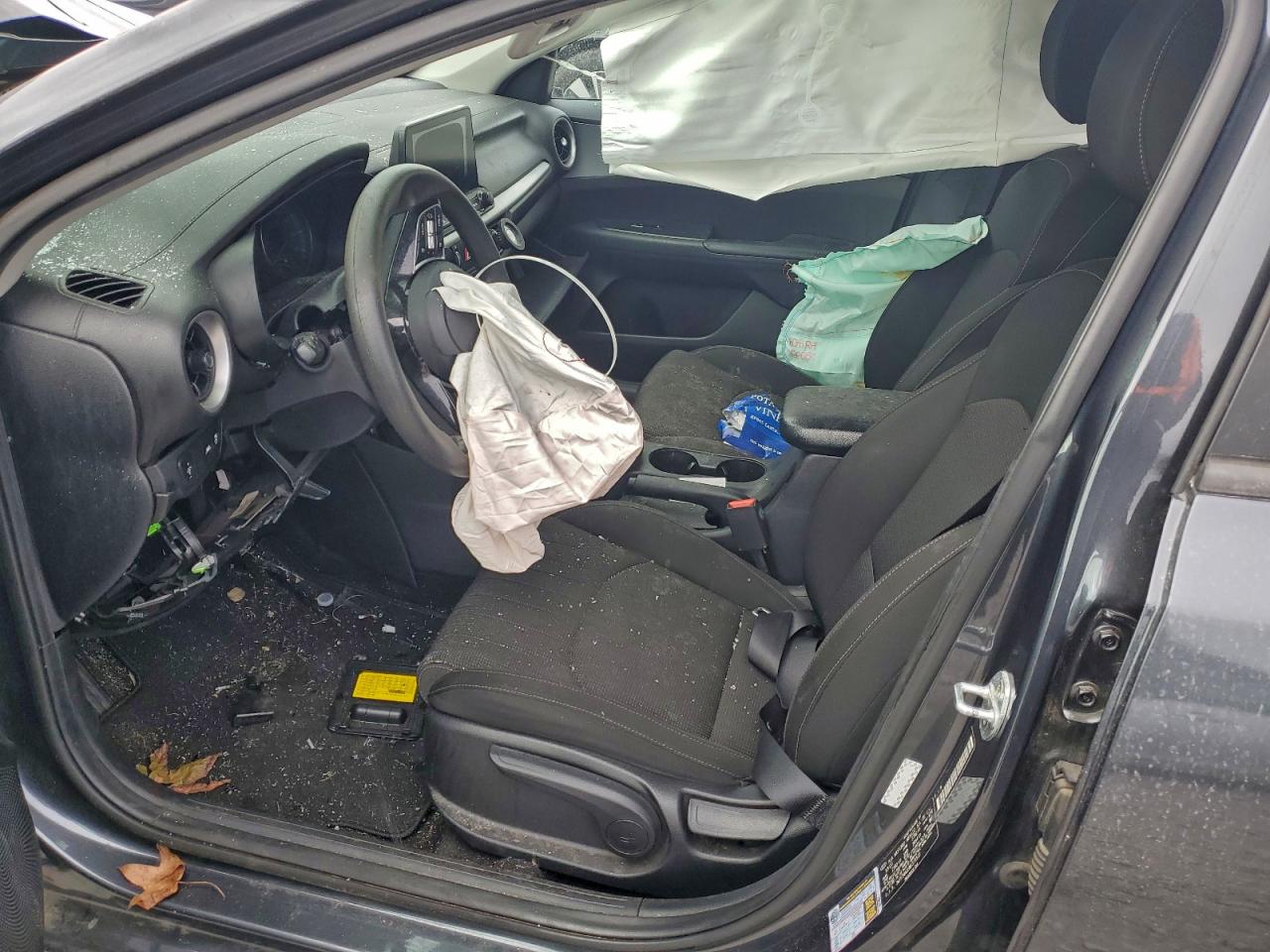 Kia Forte Fe Image 5