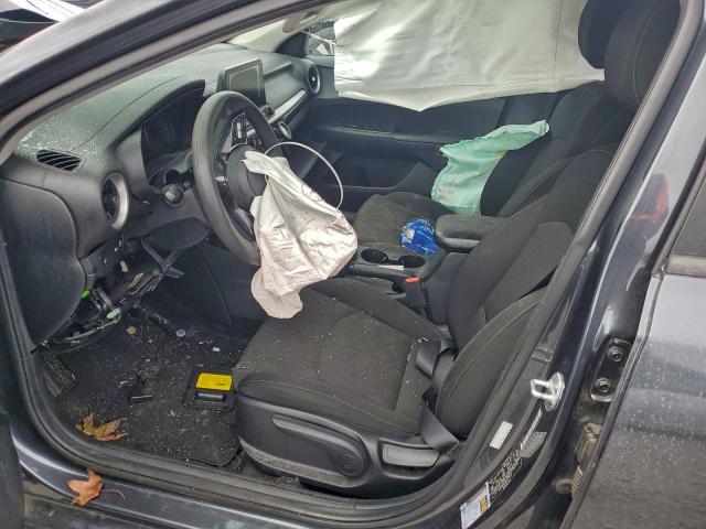 Kia Forte Fe Image 5