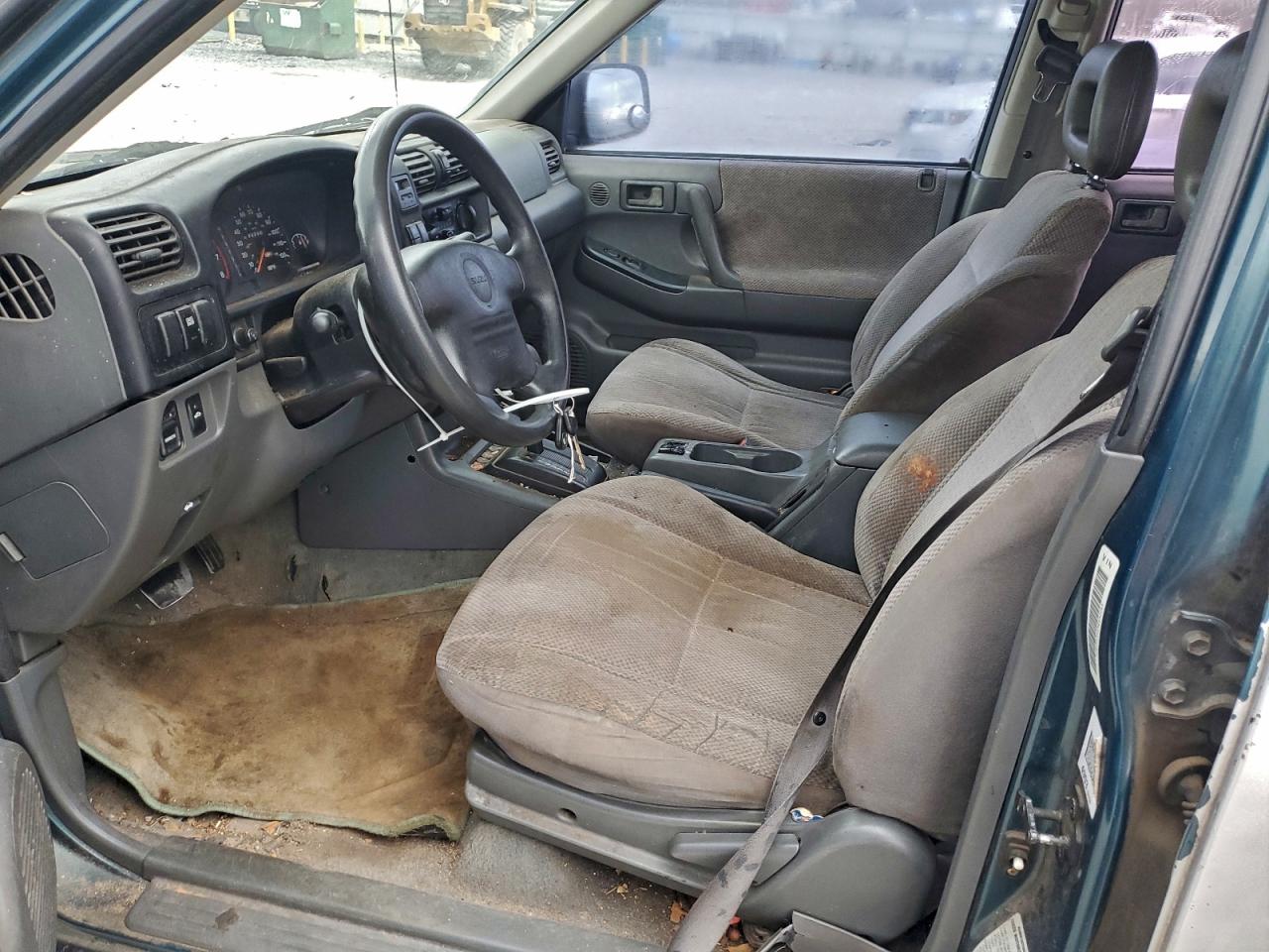 Isuzu Rodeo S Image 3