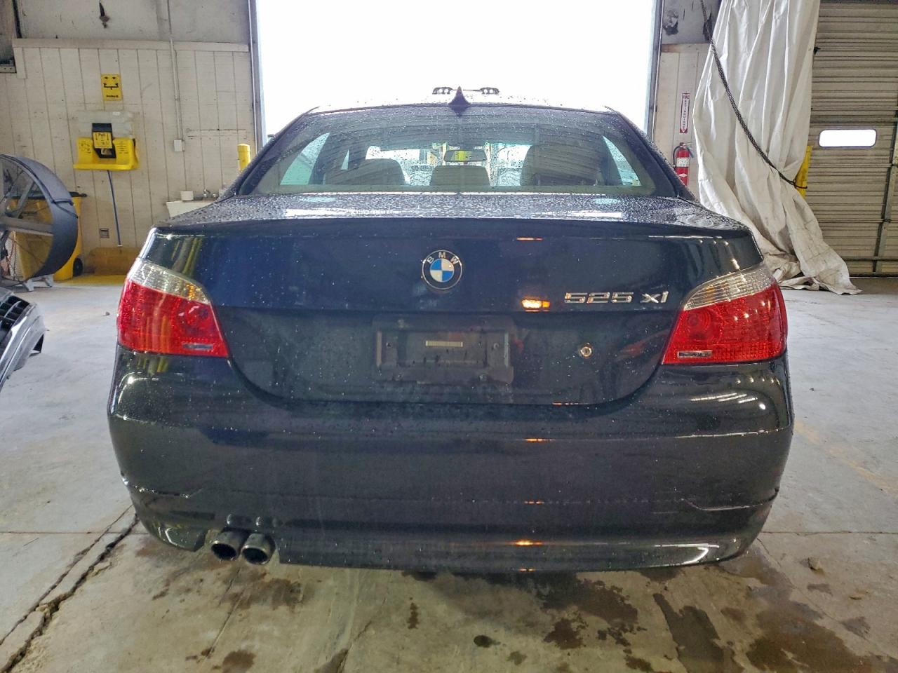 BMW 5 Series Xi Image 4