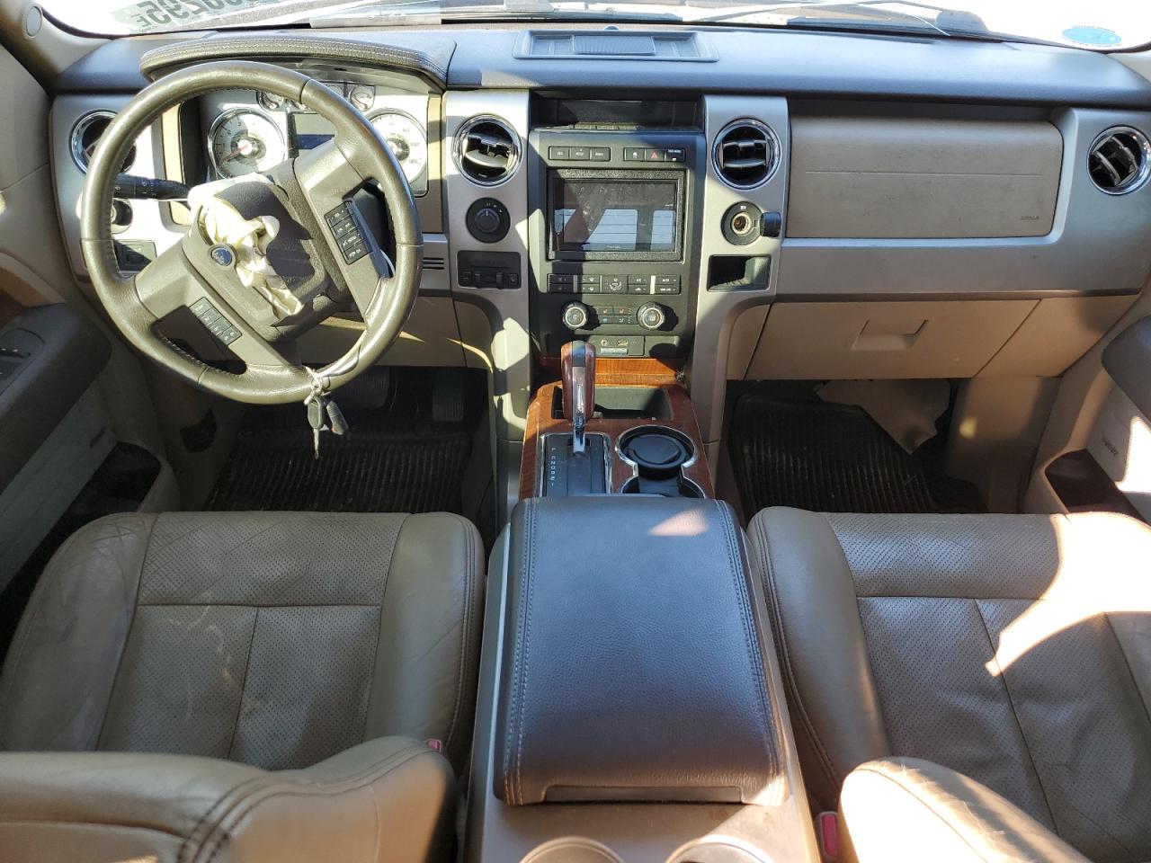 Ford F-150 Supercrew Image 6