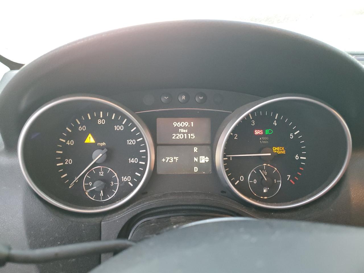 Mercedes-Benz M-Class 350 Image 6