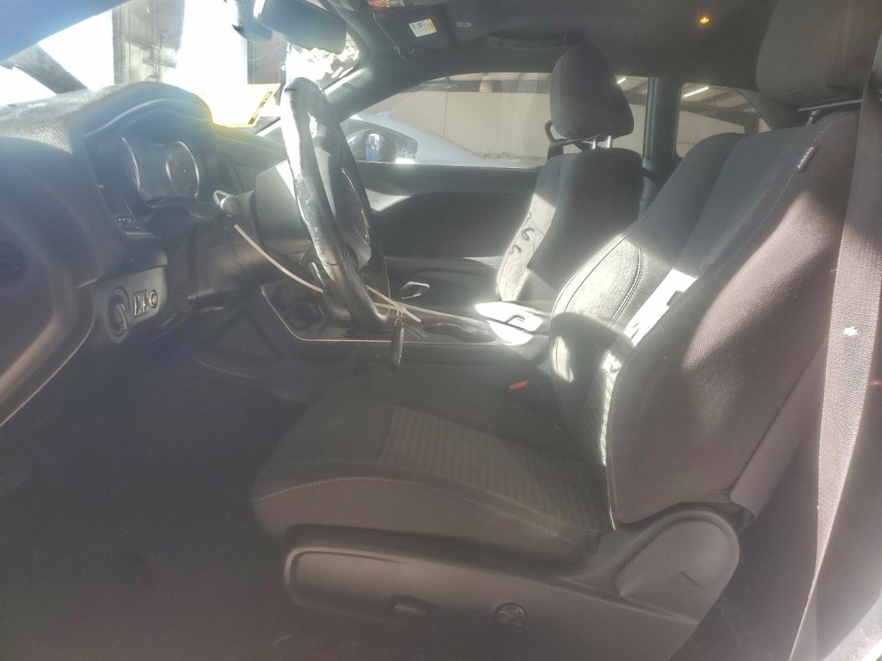 Dodge Challenger R/t Image 10