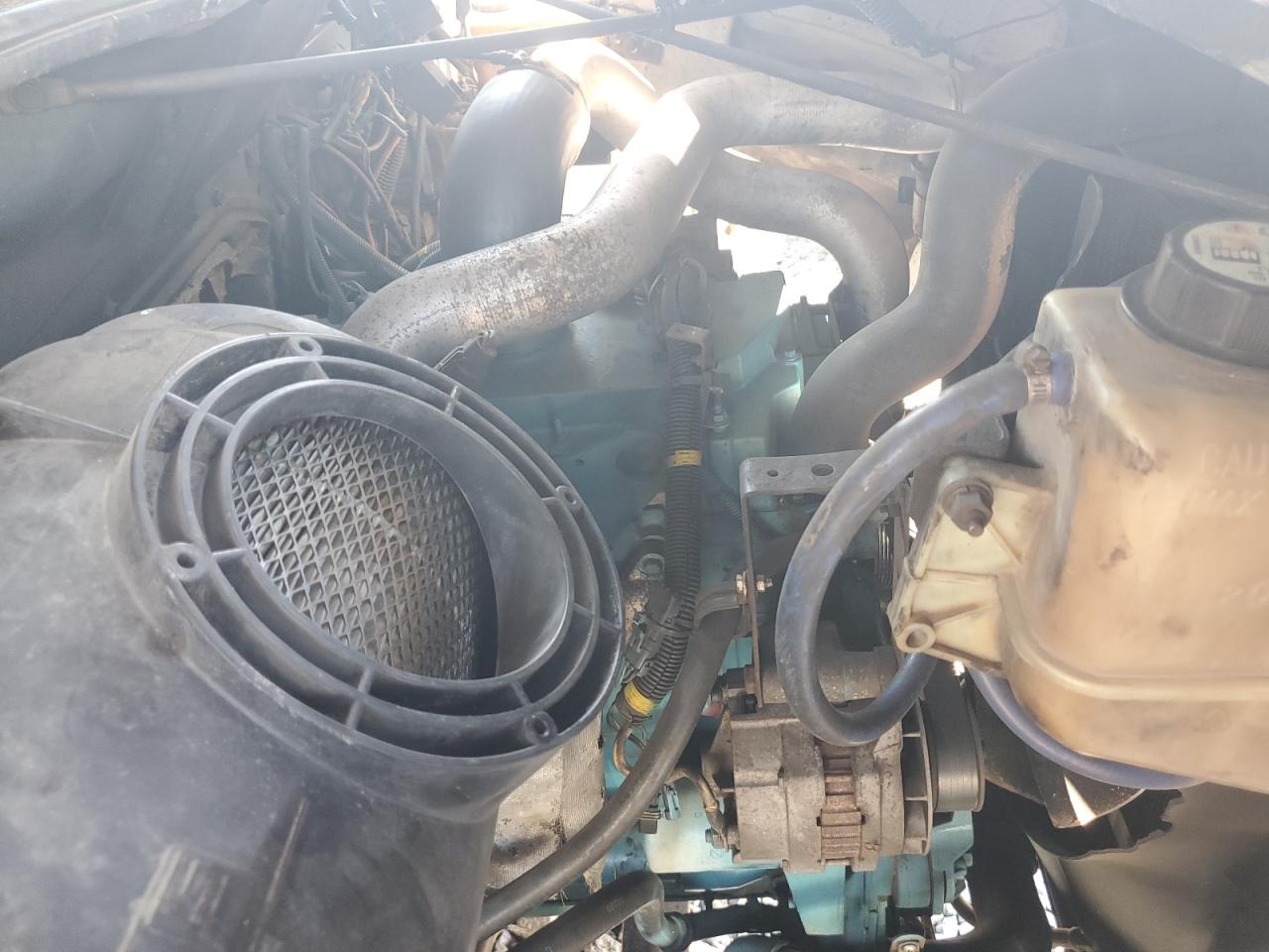 International 4700 4700 Image 7