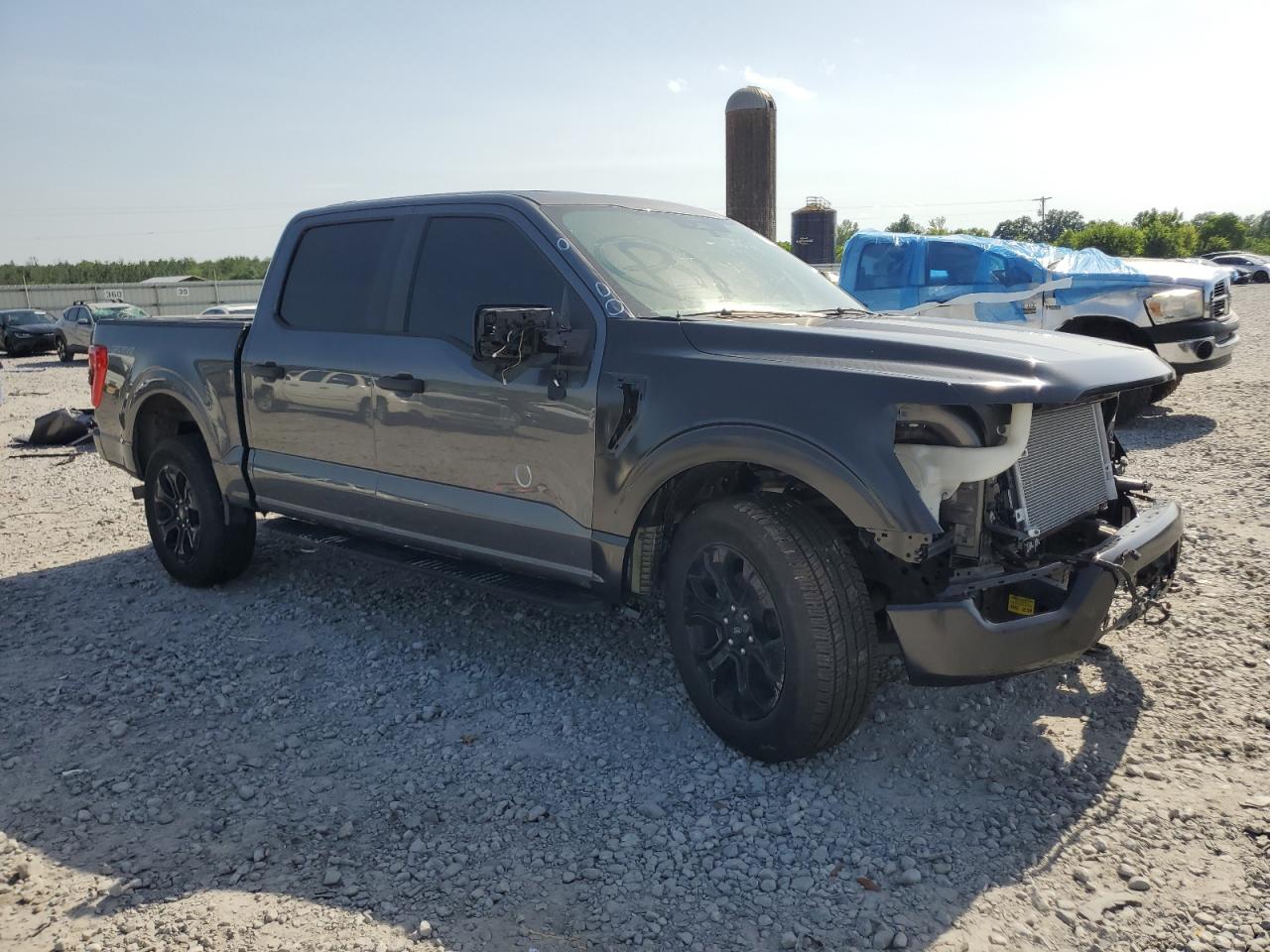 Ford F-150 Supercrew Image 8