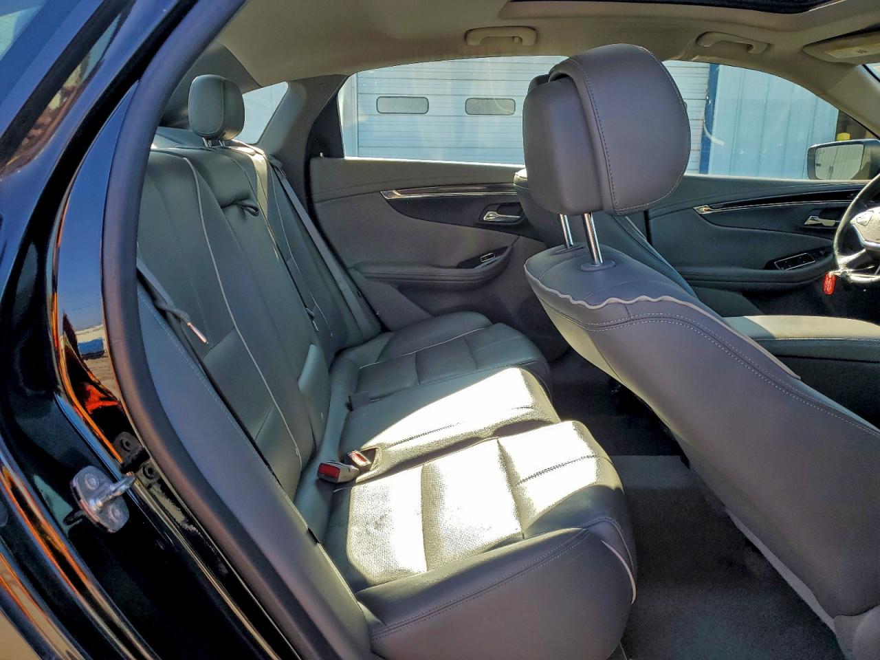 Chevrolet Impala Ltz Image 10