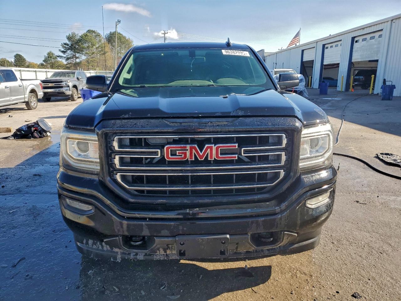 GMC Sierra K1500 Image 12