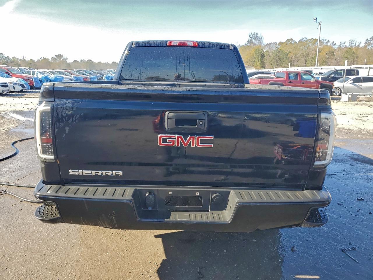 GMC Sierra K1500 Image 3