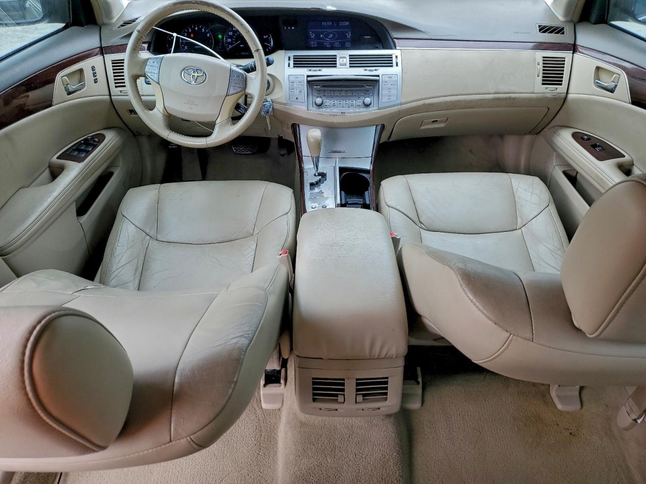 Toyota Avalon Xl Image 6